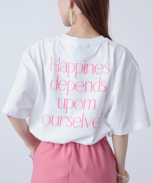 MAISON BREEZE(メゾンブリーズ)の「一枚は持っておきたいトレンドのバックプリントTシャツ♪【MAISON BREEZE】Happines…メッセージオーバーサイズバックプリントTシャツ(Tシャツ/カットソー・レディース・ピンク/グリーン/ブラック系その他2/ブラック系1・FREE)」の5枚目の写真