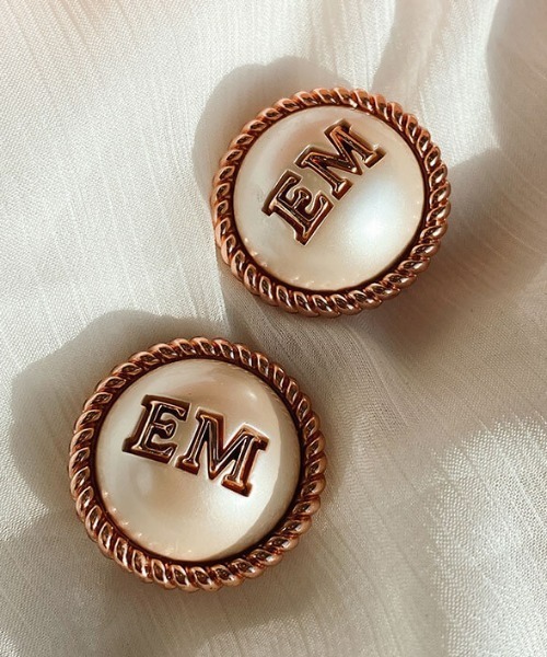 EIMY ISTOIRE（エイミーイストワール）の「EM pearlイヤリング（イヤリング・レディース・ゴールド/ピンク・FREE）」の4枚目の写真