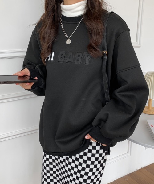 Diosfront（ディオスフロント）の「ルーズシルエットエンボス加工裏起毛トレーナー（スウェット・レディース・ブラック/ダークブラウン/グリーン・FREE）」の5枚目の写真