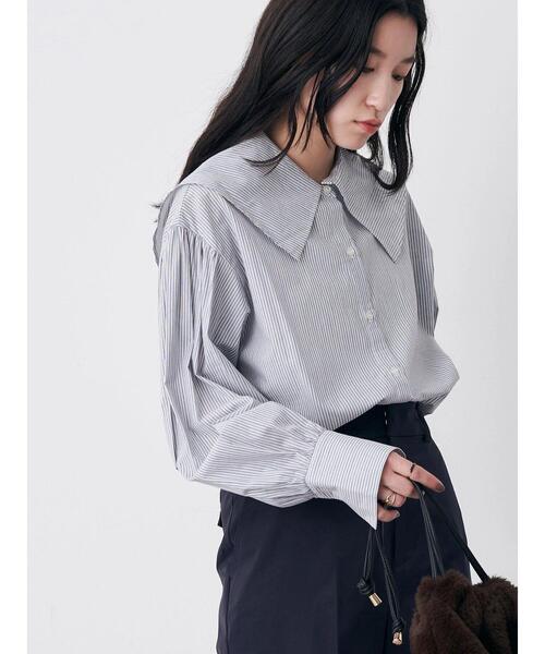 earth music&ecology（アースミュージックアンドエコロジー）の「BIGカラーブラウス（シャツ/ブラウス・レディース・オフホワイト/ブラック/ベージュ系その他2/ブルー系その他6・FREE）」の19枚目の写真