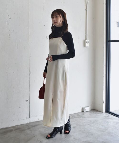 RETRO GIRL（レトロガール）の「スリットキャミOP（ワンピース・レディース・ブラック/レッド/グリーン/ナチュラル・FREE）」の8枚目の写真