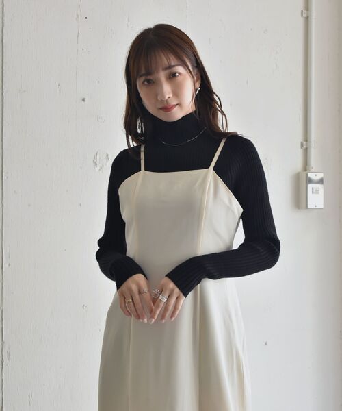 RETRO GIRL（レトロガール）の「スリットキャミOP（ワンピース・レディース・ブラック/レッド/グリーン/ナチュラル・FREE）」の9枚目の写真