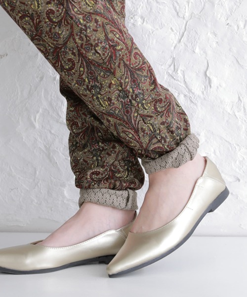 osharewalker（オシャレウォーカー）の「【廃盤】『裾裏レースペイズリー柄レギパン』（その他パンツ・レディース・ブラウン/グレー・1/2）」の2枚目の写真