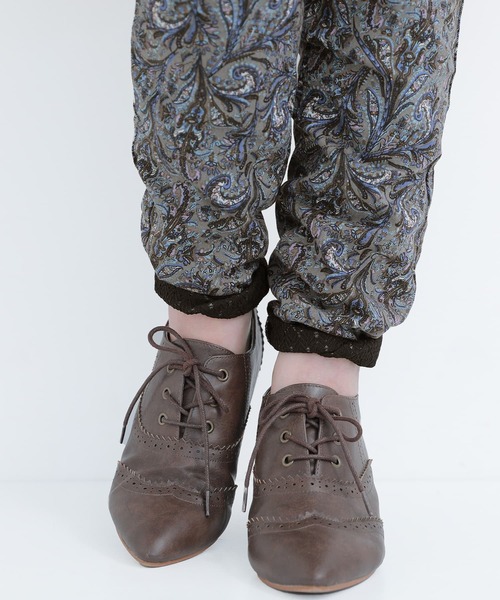 osharewalker（オシャレウォーカー）の「【廃盤】『裾裏レースペイズリー柄レギパン』（その他パンツ・レディース・ブラウン/グレー・1/2）」の3枚目の写真