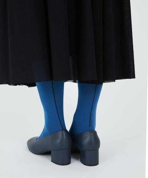 ADIEU TRISTESSE(アデュートリステス)の「バックラインタイツ(タイツ/ストッキング・レディース・ブラック/ブルー/ボルドー・FREE)」の6枚目の写真