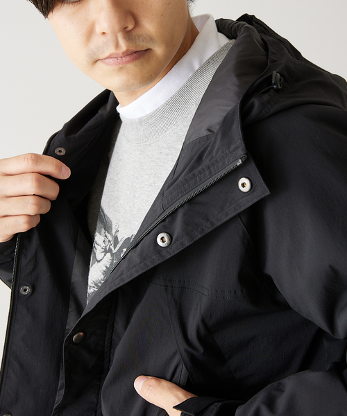417 EDIFICE(フォーワンセブンエディフィス)の「”WEB限定”WASHER NYLONストレッチマウンテンジャケット(マウンテンパーカー・メンズ・ブラック/ベージュ/カーキ・SMALL/MEDIUM/LARGE)」の5枚目の写真
