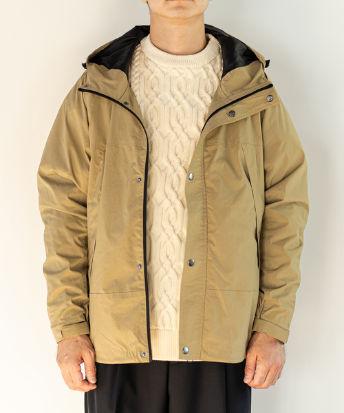417 EDIFICE(フォーワンセブンエディフィス)の「”WEB限定”WASHER NYLONストレッチマウンテンジャケット(マウンテンパーカー・メンズ・ブラック/ベージュ/カーキ・SMALL/MEDIUM/LARGE)」の11枚目の写真