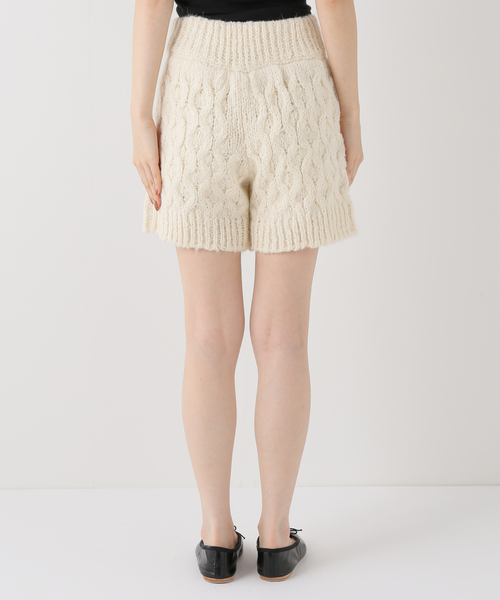 Charles Chaton(シャルルシャトン)の「ニットショーツ(その他パンツ・レディース・アイボリー・FREE)」の4枚目の写真