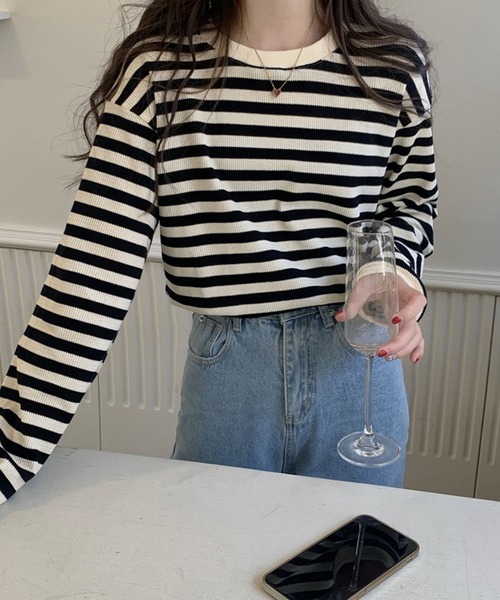Girly Doll(ガーリードール)の「ボーダー長袖トップス(Tシャツ/カットソー・レディース・ブラック/レッド/グリーン/モカ/ブルー/キャメル/ネイビー・FREE)」の18枚目の写真