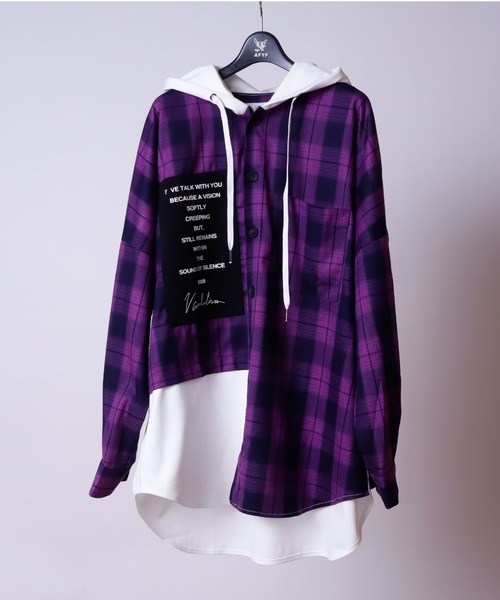 AFYF(エーエフワイエフ)の「AFYFMIX HOOD SHIRT2/ビッグシルエット ミックスフードシャツ(シャツ/ブラウス・メンズ・レッド系その他2/ブラック系その他/レッド系その他/パープル系その他/パープル系その他2/ブラック系その他2/ホワイト系その他/ブラック系その他3/ホワイト系その他2/ブラック系その他5/グリーン系その他・FREE)」の3枚目の写真