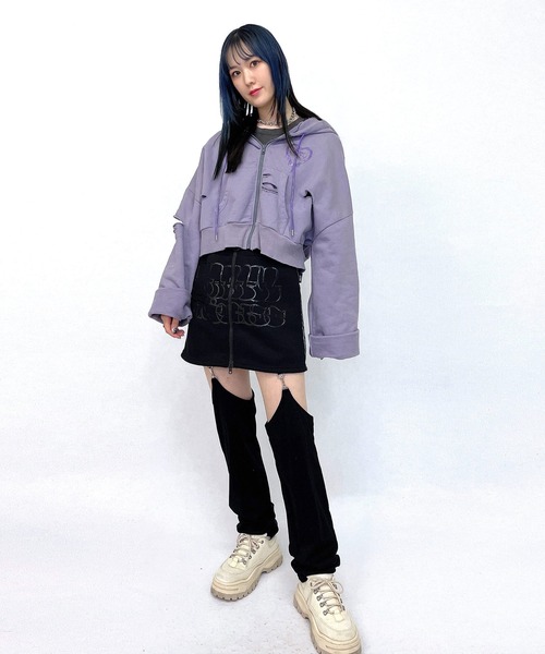 LAND by MILKBOY（ランドバイミルクボーイ）の「RIP DAMAGE HOODIE（パーカー・レディース・B/A・FREE）」の4枚目の写真