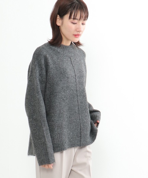 LBC(エルビーシー)の「【ふんわり柔らか】バックデザインメランジニット(ニット/セーター・レディース・ベージュ/グリーン/チャコールグレー/オフホワイト・M)」の7枚目の写真