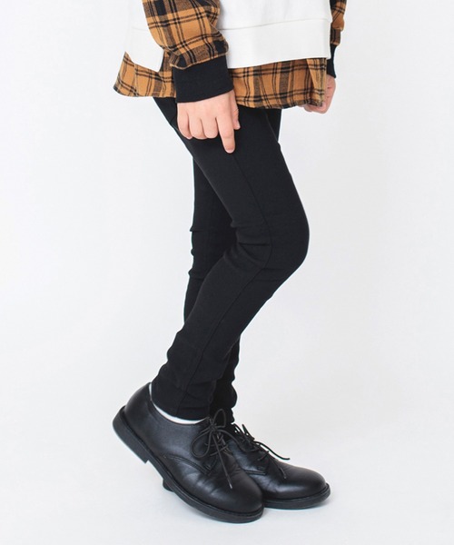 BRANSHES（ブランシェス）の「【ユニ/プレミアムストレッチ】裏起毛ツイルロングパンツ（チノパンツ・キッズ・ベージュ/ラベンダー/ライトグレー/オフホワイト/グレー/ブラック・90/100/150/140/120/110/130/160）」の3枚目の写真