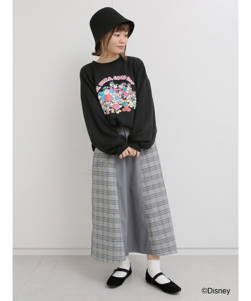 ehka sopo(エヘカソポ)の「【Disney】ミッキー/プリントスウェット(スウェット・レディース・オフホワイト/ブラック/レッド・フリ-)」の14枚目の写真