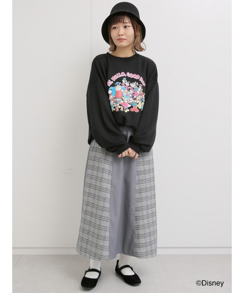 ehka sopo(エヘカソポ)の「【Disney】ミッキー/プリントスウェット(スウェット・レディース・オフホワイト/ブラック/レッド・フリ-)」の15枚目の写真