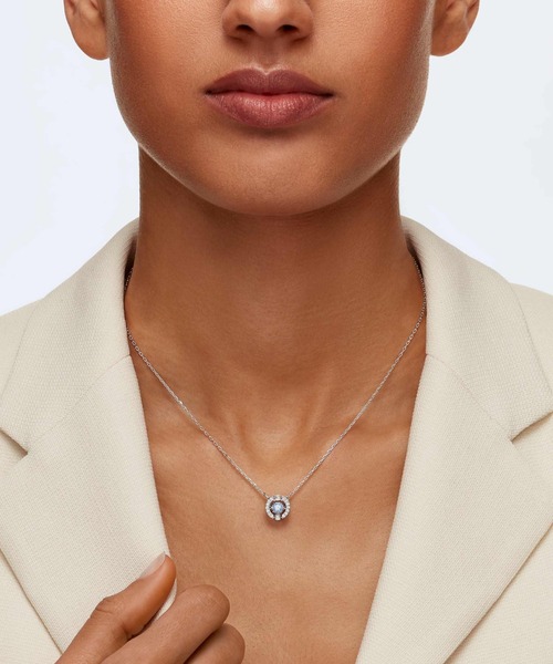 SWAROVSKI Una ラウンドカット ネックレス&バングル2点セット SWAROVSKI Una ラウンドカット ネックレス&バングル2点セット