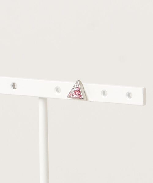 ANCHOR(アンカー)の「ストーンピアス トライアングル(ピアス(片耳用)・メンズ・ブルー/ブラック/クリア/ピンク/レッド/ライトグリーン/パープル・FREE)」の6枚目の写真