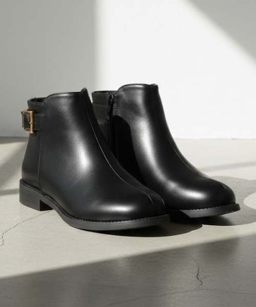 AAA+（サンエープラス）の「美シルエットショートブーツ（ブーツ・レディース・ブラック系2/ブラック系5/ダークブラウン系2/ブラック系1/ブラック系6/ダークブラウン系1/アイボリー系1/ダークブラウン系3/アイボリー系2/ブラック系3/ブラック系4/アイボリー系3・LL/M/SS/S/XL/L）」の4枚目の写真