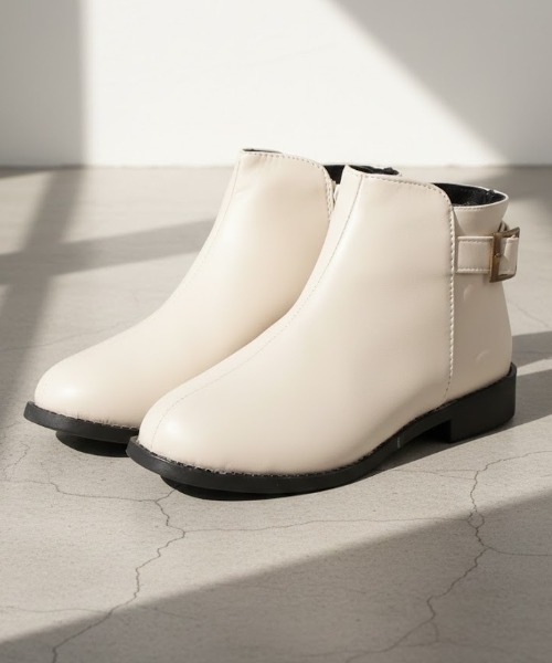 AAA+（サンエープラス）の「美シルエットショートブーツ（ブーツ・レディース・ブラック系2/ブラック系5/ダークブラウン系2/ブラック系1/ブラック系6/ダークブラウン系1/アイボリー系1/ダークブラウン系3/アイボリー系2/ブラック系3/ブラック系4/アイボリー系3・LL/M/SS/S/XL/L）」の11枚目の写真