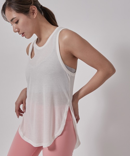 Alo Yoga（アロヨガ）の「【alo】Ribbed Peak Tank リブピークタンク（チューブトップ）」 - WEAR