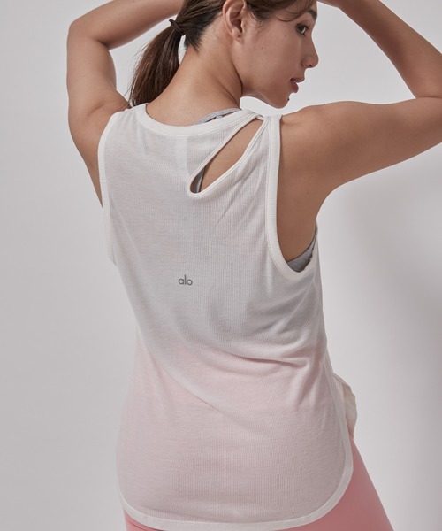 Alo Yoga（アロヨガ）の「【alo】Ribbed Peak Tank リブピークタンク（チューブトップ）」 - WEAR