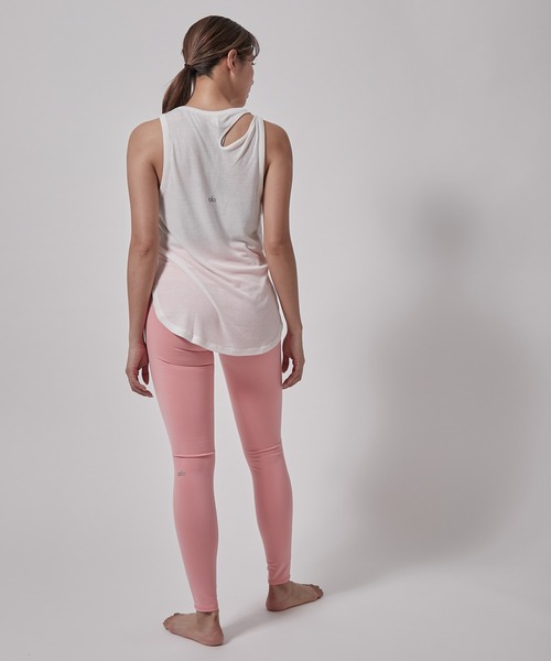 Alo Yoga（アロヨガ）の「【alo】Ribbed Peak Tank リブピークタンク（チューブトップ）」 - WEAR