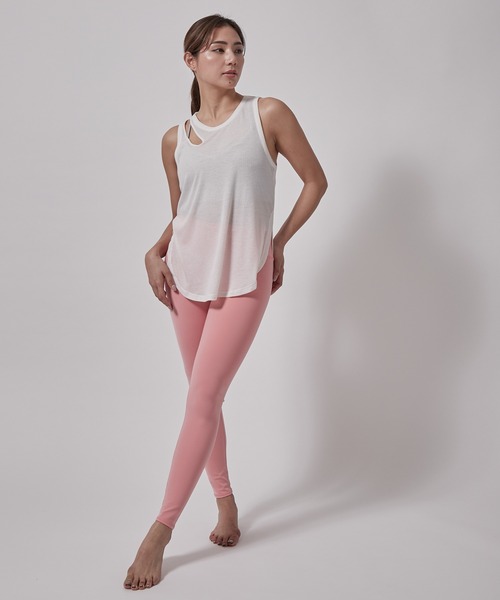 Alo Yoga（アロヨガ）の「【alo】Ribbed Peak Tank リブピークタンク（チューブトップ）」 - WEAR