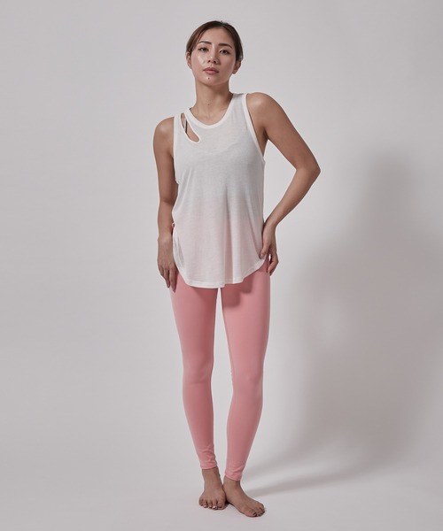 Alo Yoga（アロヨガ）の「【alo】Ribbed Peak Tank リブピークタンク（チューブトップ）」 - WEAR