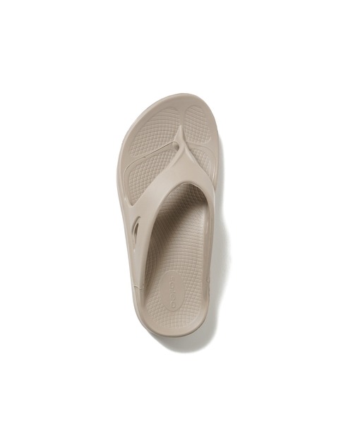 OOFOS（ウーフォス）の「【MEN】OOFOS OOriginal（サンダル・メンズ・サンドベージュ/チャコールグレー/ブラック/セージグリーン/ワインレッド/ライトブルー・27/28/26）」の17枚目の写真