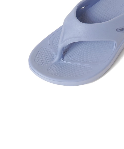 OOFOS（ウーフォス）の「【MEN】OOFOS OOriginal（サンダル・メンズ・サンドベージュ/チャコールグレー/ブラック/セージグリーン/ワインレッド/ライトブルー・27/28/26）」の9枚目の写真