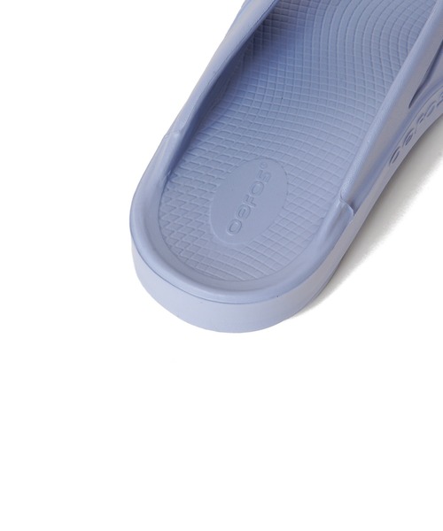 OOFOS（ウーフォス）の「【MEN】OOFOS OOriginal（サンダル・メンズ・サンドベージュ/チャコールグレー/ブラック/セージグリーン/ワインレッド/ライトブルー・27/28/26）」の10枚目の写真