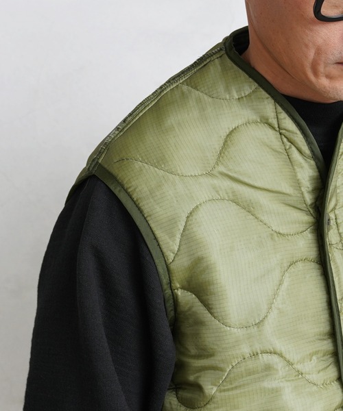 WAIPER.inc（ワイパーインク）の「米軍 M-65 フィールドジャケット用ライナー リメイクベスト（ベスト・メンズ・オリーブ・MEDIUM/LARGE）」の14枚目の写真