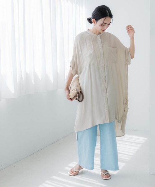 coca(coca)(コカ)の「楊柳プリーツロングシャツ(シャツ/ブラウス・レディース・ベージュ/ブラック・ONE SIZE)」の8枚目の写真