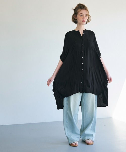coca(coca)(コカ)の「楊柳プリーツロングシャツ(シャツ/ブラウス・レディース・ベージュ/ブラック・ONE SIZE)」の13枚目の写真