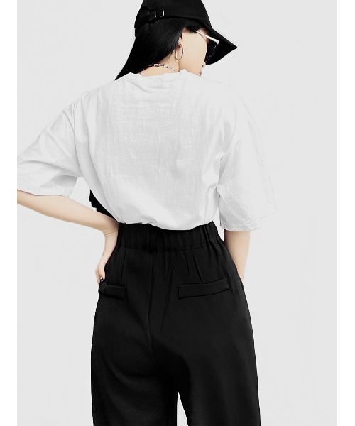 LVEU.（ラブユ.）の「【LVEU.】PARISオーバーTシャツ(Aiselect) / トップス Tシャツ 半袖 オーバー プリント グラフィック ブラック ホワイト（Tシャツ/カットソー・レディース・ホワイト/ブラック・FREE）」の17枚目の写真