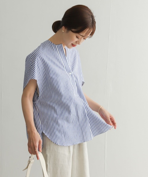 URBAN RESEARCH DOORS（アーバンリサーチドアーズ）の「ストライプコクーンシャツ（シャツ/ブラウス・レディース・ブラック/カーキ/ブルー・MEDIUM）」の18枚目の写真