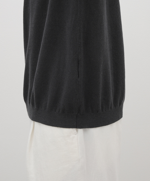 STILL BY HAND（スティルバイハンド）の「【STILL BY HAND / スティルバイハンド】ニット Tシャツ（ニット/セーター・メンズ・チャコールグレー/ネイビー・46/48）」の14枚目の写真