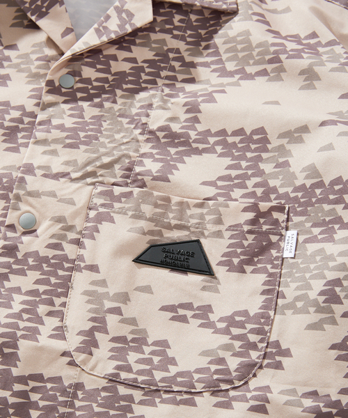 SALVAGE PUBLIC(サルベージパブリック)の「【SALVAGE PUBLIC×JS】別注 DEGITAL LOGO CAMO シャツ(シャツ/ブラウス・メンズ・ベージュ/カーキ・MEDIUM/LARGE)」の18枚目の写真