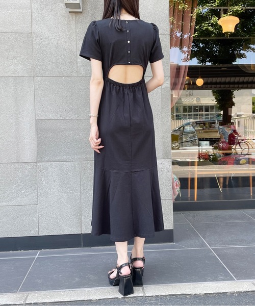 one way（ワンウェイ）の「バックオープンワンピース（ワンピース・レディース・ベージュ/ブラック/ブルー・FREE）」の11枚目の写真