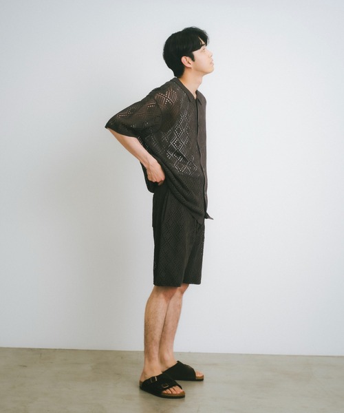 WHIMSIC（ウィムジック）の「【UNISEX/SET UP対応】メッシュジャガードニットショートパンツ（その他パンツ・メンズ・アイボリー/チャコールグレー・FREE）」の18枚目の写真