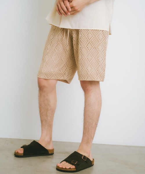 WHIMSIC（ウィムジック）の「【UNISEX/SET UP対応】メッシュジャガードニットショートパンツ（その他パンツ・メンズ・アイボリー/チャコールグレー・FREE）」の10枚目の写真