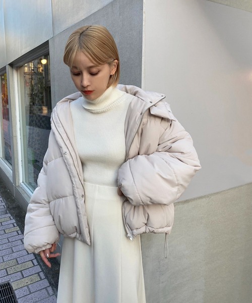 one after another NICE CLAUP(ワンアフターアナザーナイスクラップ)の「【フードの取り外し可能】ショートフェイクダウンジャケット(ダウンジャケット/コート・レディース・ピンク/アイボリー/ライトベージュ/ブラック・FREE)」の15枚目の写真