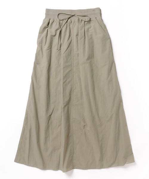 Q（キュー）の「サイドラインフレアスカート（スカート・レディース・ライトグレー/ブラック・MEDIUM）」の4枚目の写真