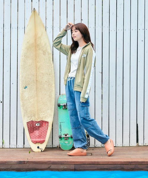 ナイキ カーム ウィメンズスライド /Nike Calm Women's Slides＜22-29cm 展開＞（サンダル）｜NIKE（ナイキ）