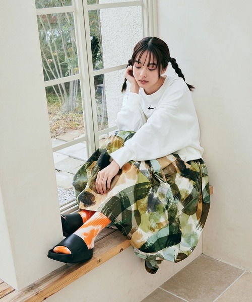 ナイキ カーム ウィメンズスライド /Nike Calm Women's Slides＜22-29cm 展開＞（サンダル）｜NIKE（ナイキ）