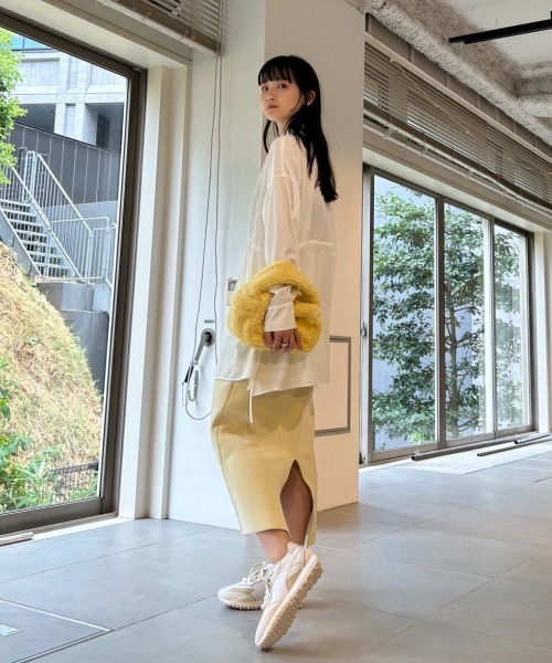 emmi（エミ）の「【emmi atelier】ウエストドロストデザインシャツ