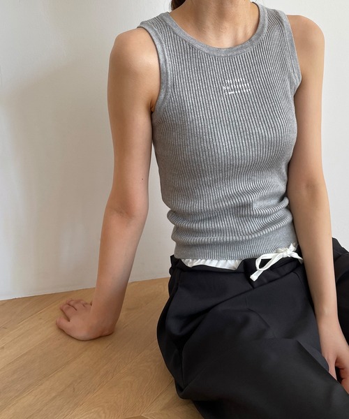 CANAL JEAN(キャナルジーン)の「smileyranna "No Rain No Flowers"ニットタンクトップ(タンクトップ・レディース・ホワイト/グレー/ブラック・ONE SIZE)」の3枚目の写真