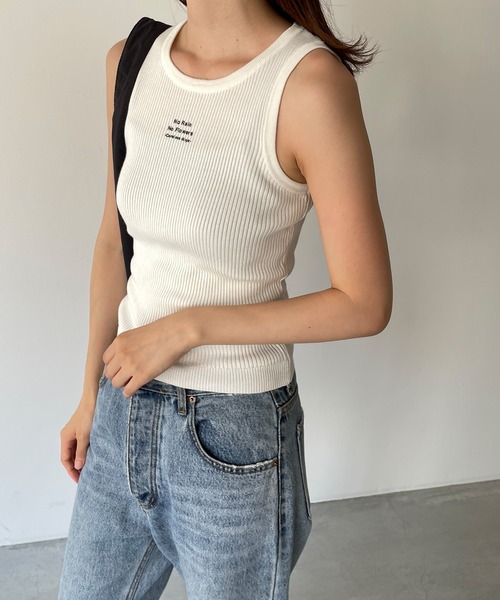 CANAL JEAN(キャナルジーン)の「smileyranna "No Rain No Flowers"ニットタンクトップ(タンクトップ・レディース・ホワイト/グレー/ブラック・ONE SIZE)」の8枚目の写真