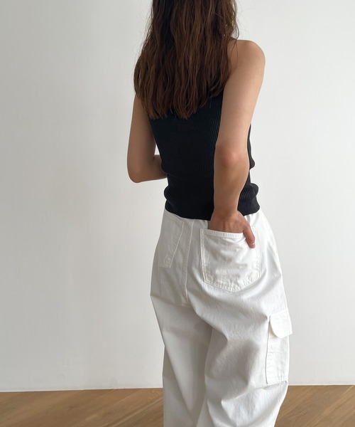 CANAL JEAN(キャナルジーン)の「smileyranna "No Rain No Flowers"ニットタンクトップ(タンクトップ・レディース・ホワイト/グレー/ブラック・ONE SIZE)」の6枚目の写真