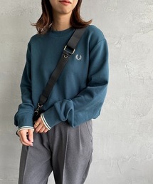 [FRED PERRY/フレッドペリー] ワンポイントロゴ刺繍 クルーネックスウェット